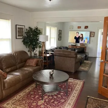 Country House On 1 Acre 4 Beds Great For Events Or A Quiet Weekend! Independence Exterior photo