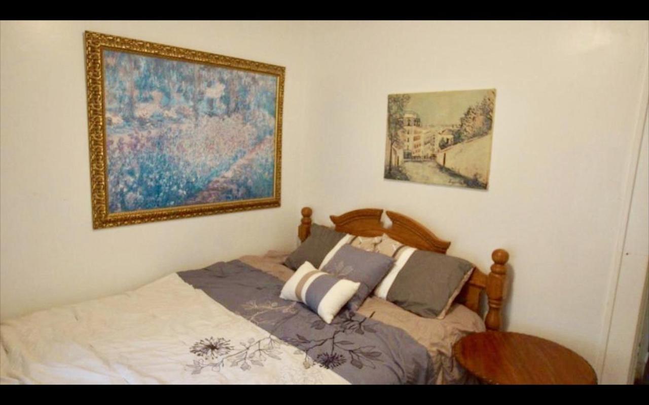 On 1 Acre 4 Beds Great For Events Or A Quiet Weekend! Holiday home *